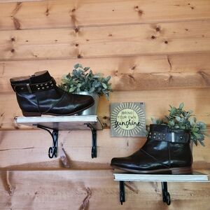 Earthies Treano Chestnut Ankle Boots Booties Brown Leather Studded Moto Size 6 B